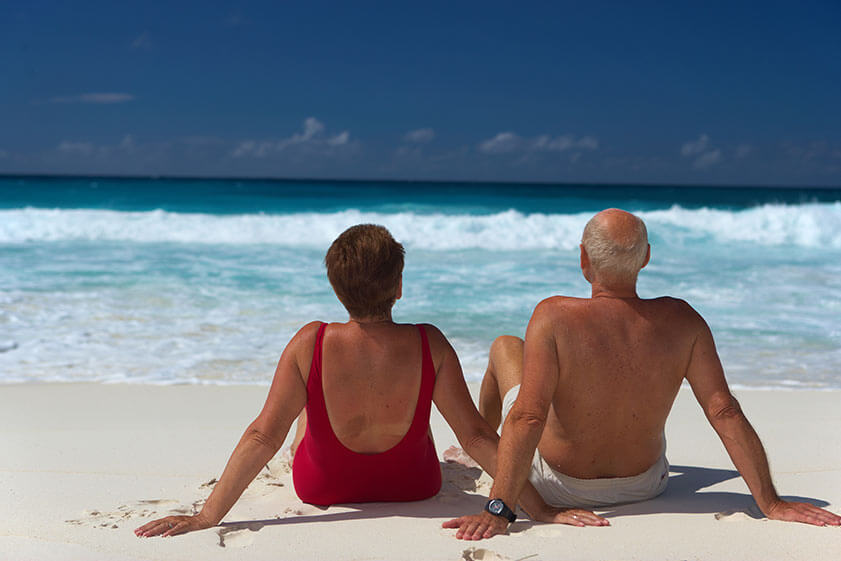 Four Benefits Of Sunbathing For Seniors | GreenTree At Westwood